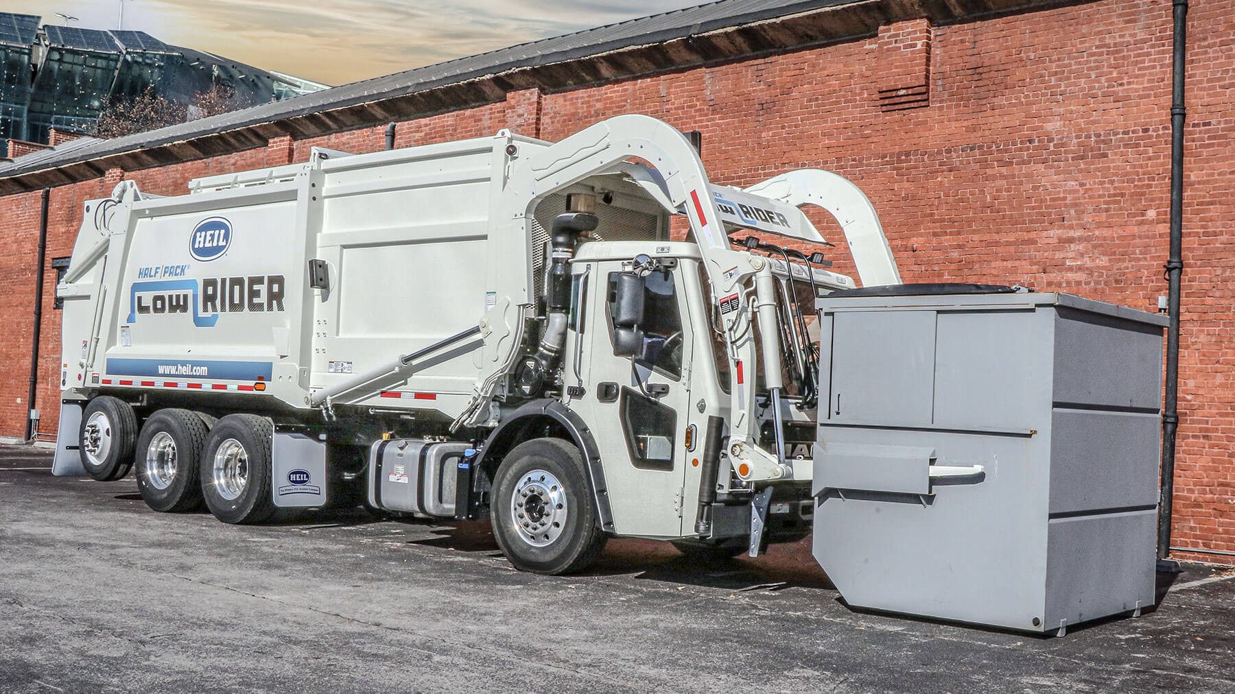 Heil LowRider low-profile frontloader garbage truck