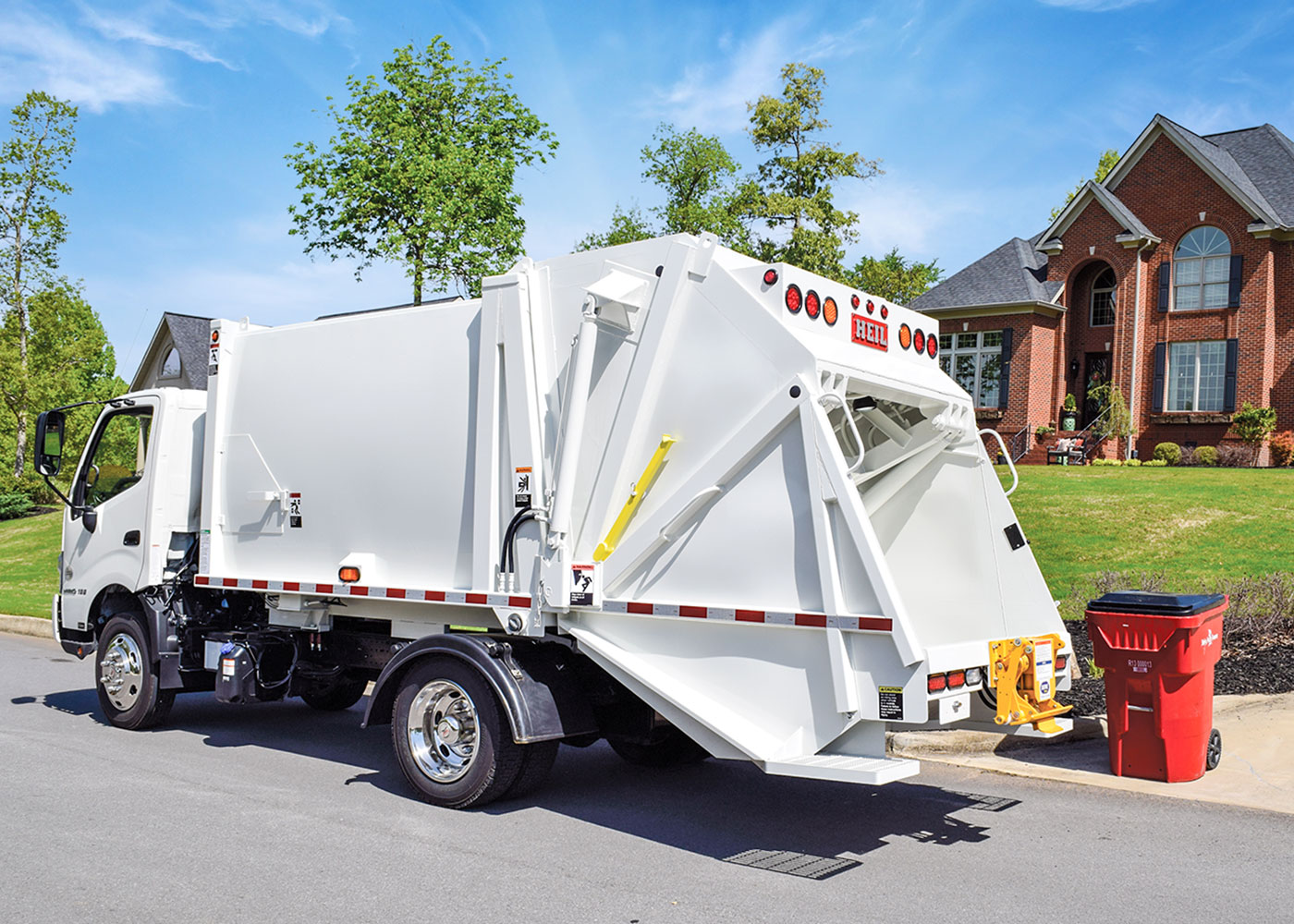 Non CDL Rear Load Garbage Trucks Under CDL Trash Trucks Mini